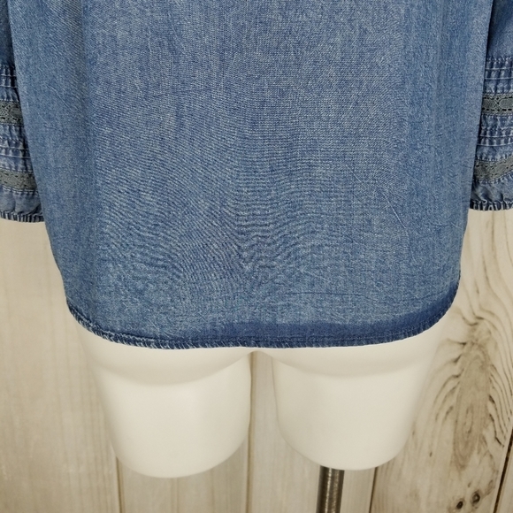 Lauren Conrad Chambray Blue Denim Blouse - Picture 10 of 13